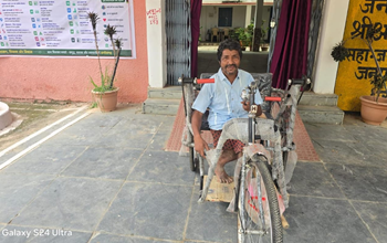 रायपुर : 24 घंटे में दिव्यांग तक पहुंची ट्राइसाइकिल… रायपुर : 24 घंटे में दिव्यांग तक पहुंची ट्राइसाइकिल…