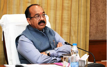 रायपुर : उप मुख्यमंत्री अरुण साव ने विकास कार्यों और योजनाओं के क्रियान्वयन की समीक्षा की… रायपुर : उप मुख्यमंत्री अरुण साव ने विकास कार्यों और योजनाओं के क्रियान्वयन की समीक्षा की…